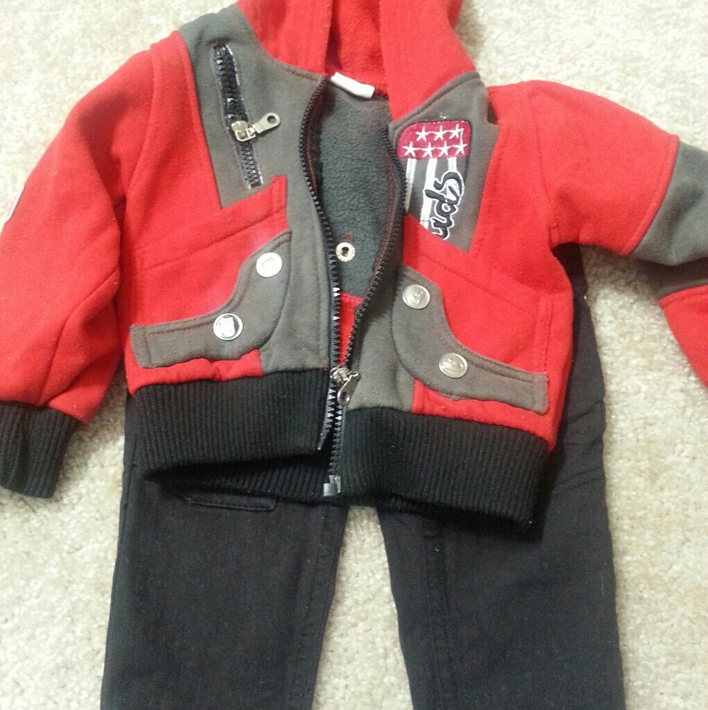 Juniors Hoodie and pants